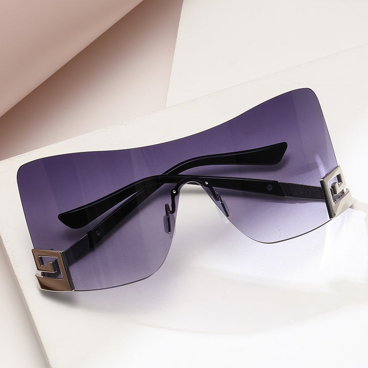 Large frame integrated sunglasses