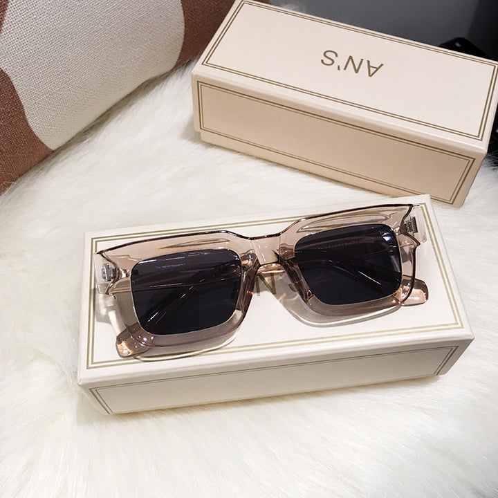 Rectangular sunglasses